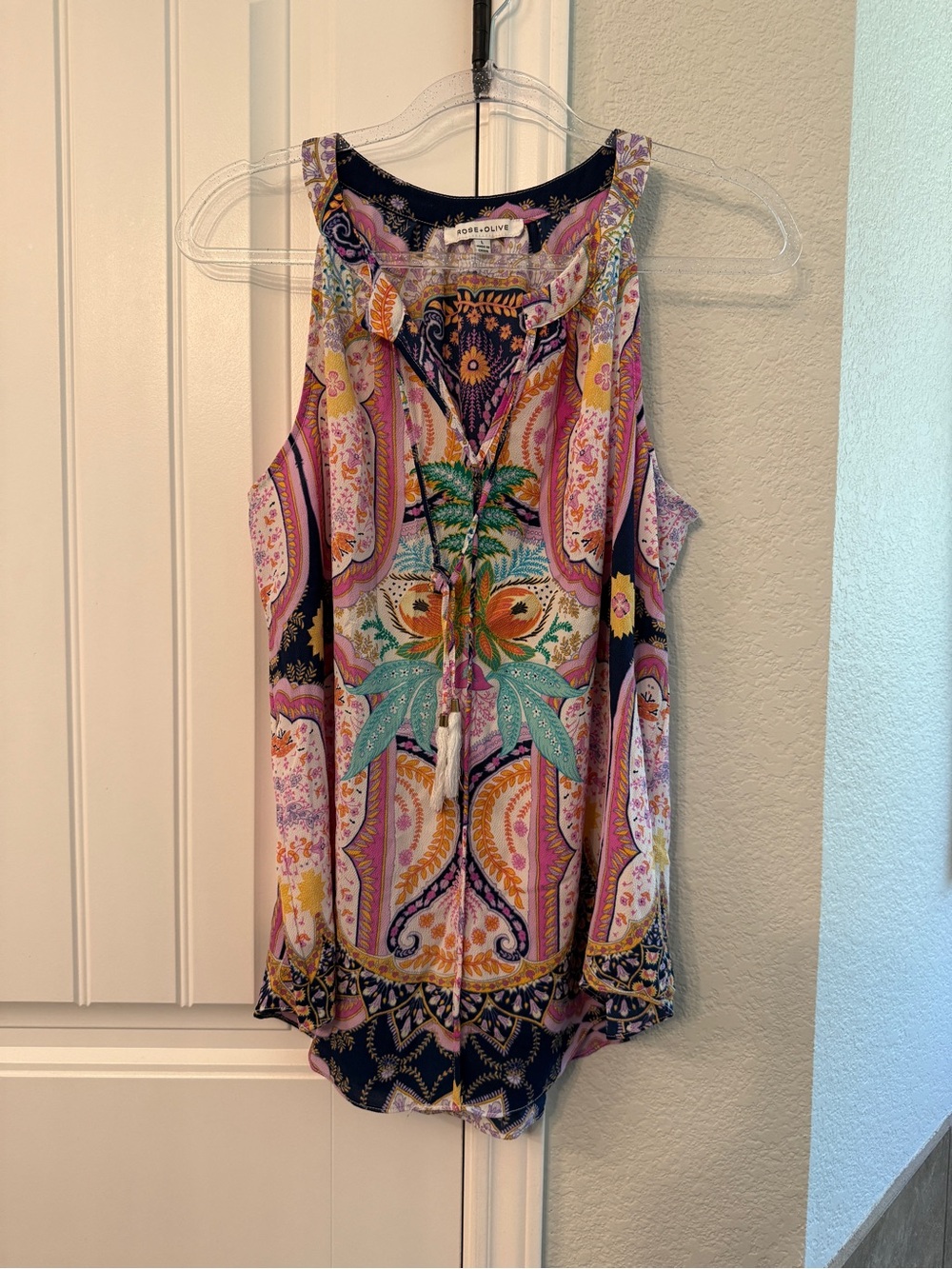 Rose & Olive Multi-Color Paisley Print Tank Top